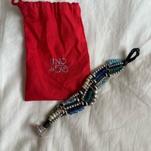 UNO de 50 Silver and Blue Beaded Silver Bracelet